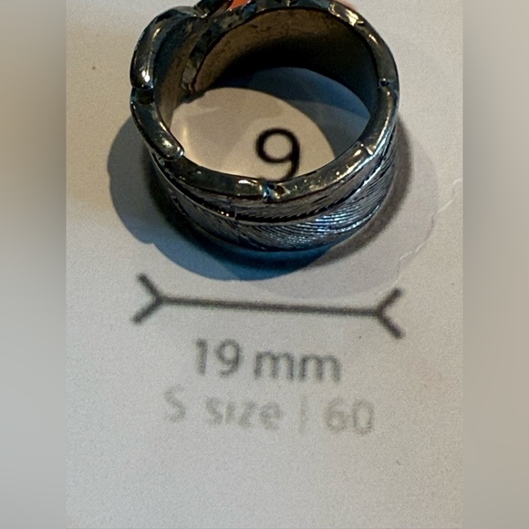 Silver leaf ring - Picture 2 of 4